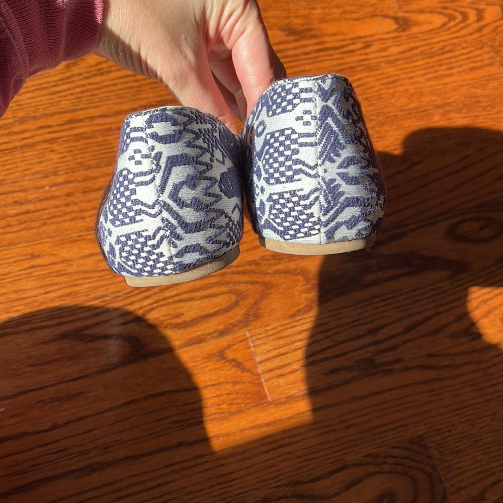 Blue pattern flat - Picture 3 of 6